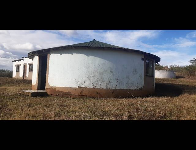 2 BEDROOM HOUSE FOR SALE IN NKUNZEMPUNGA